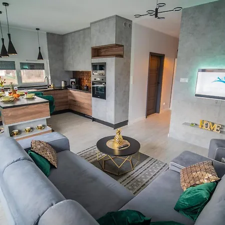 Apartament W Cieplicach Deluxe Jelenia Gora Exterior photo